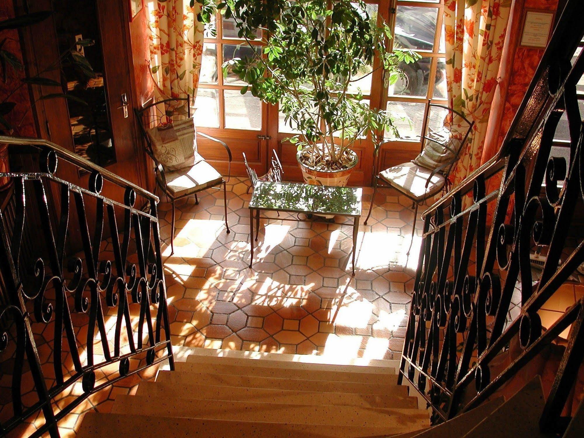 Hotel Restaurant Des Deux Vallees Entraygues-sur-Truyère